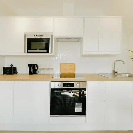 Grange Rd Flat 5 One Bedroom * 布里斯托